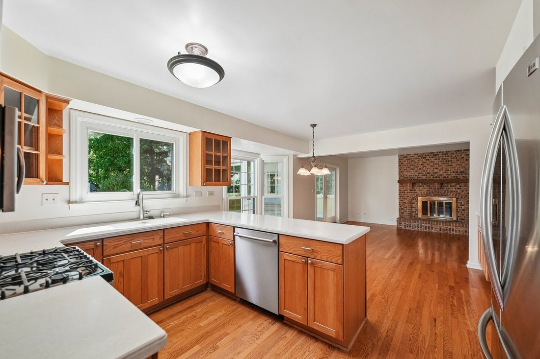 House in Wheaton, Illinois, United States 4 - 18391698