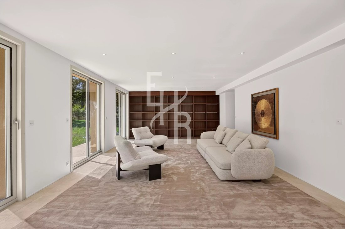 Villa in Mougins, Provence-Alpes-Côte d'Azur, France 3 - 18224106