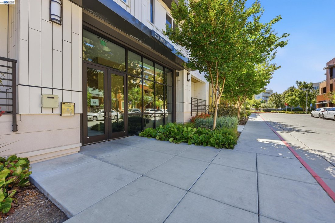 Condo in Newark, California, United States 4 - 18390466