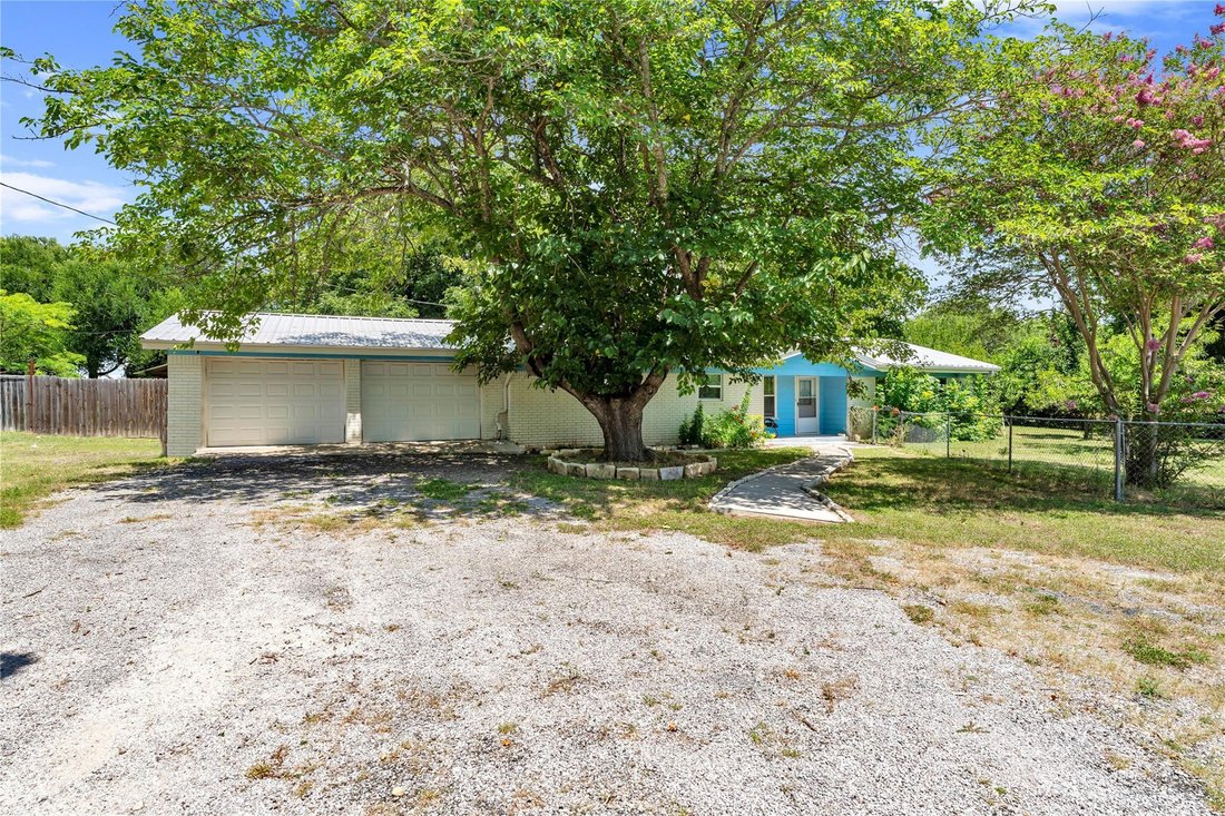 House in Burnet, Texas, United States 3 - 18394377