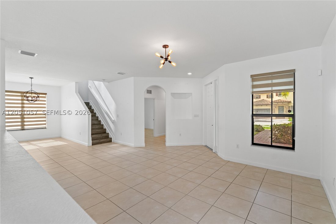 House in Miami Lakes, Florida, United States 5 - 18396196