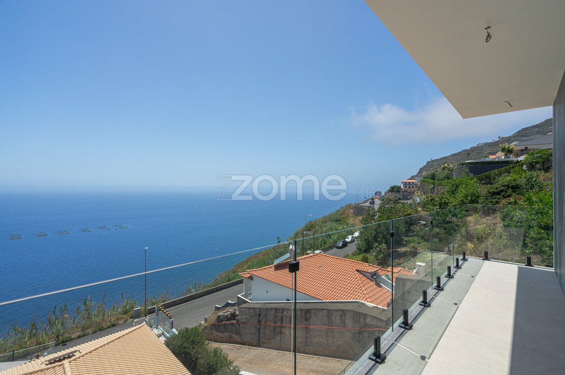 House in Arco da Calheta, Madeira, Portugal 1 - 16994038
