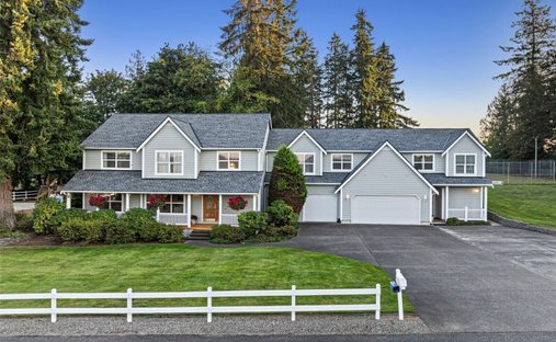House in Graham, Washington, United States 1