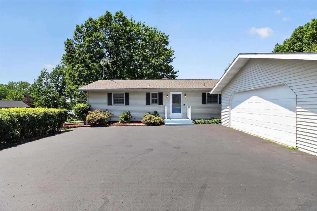 House in Weidman, Michigan, United States 4 - 18391292