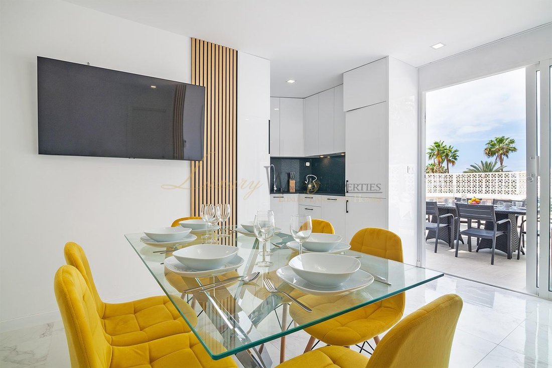 Apartment in Costa Adeje, Adeje, Canary Islands 1 - 18379828