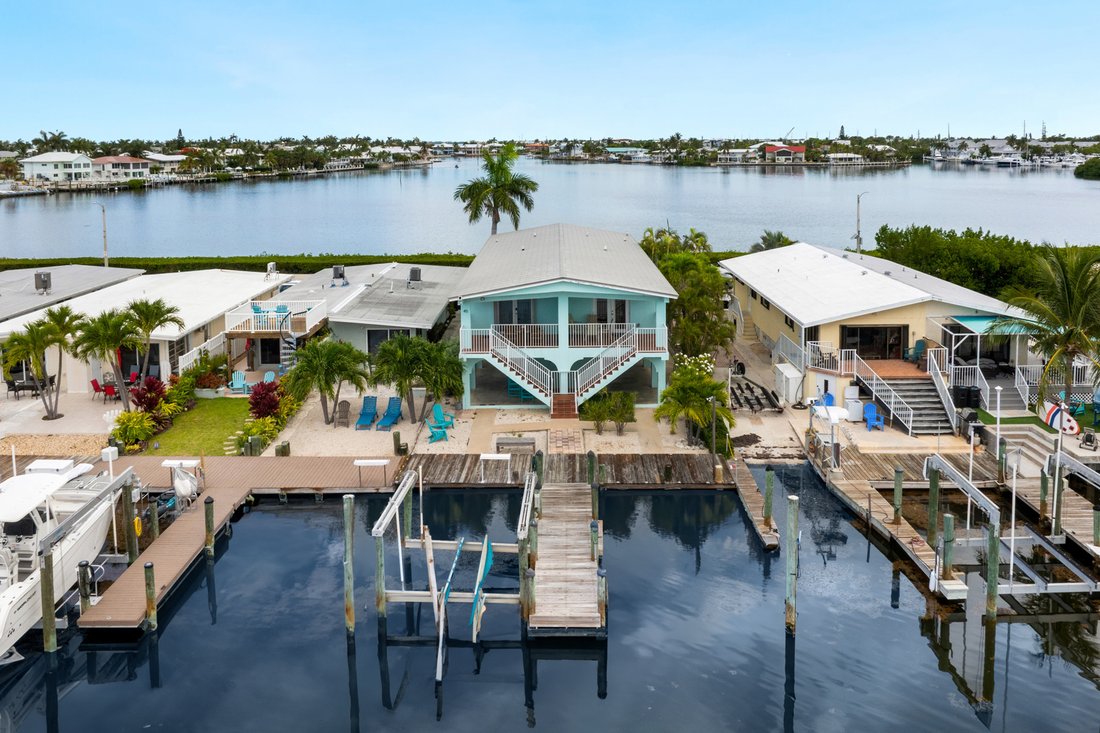 House in Key Colony Beach, Florida, United States 3 - 18390206