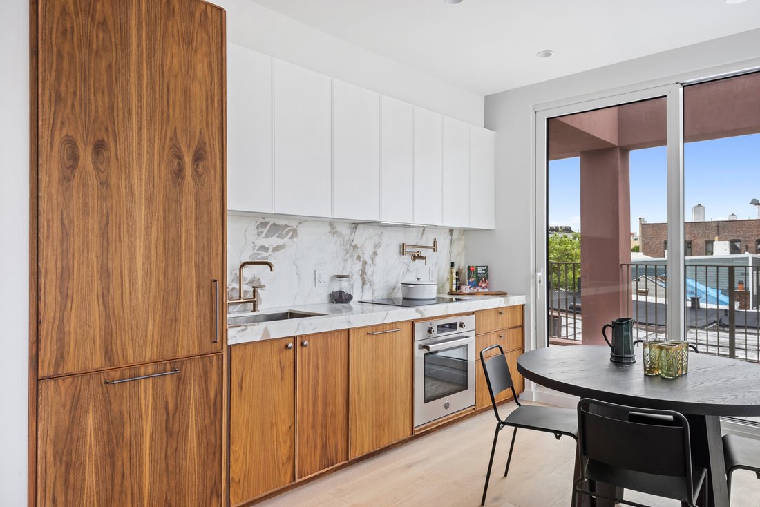 Condo in New York, New York, United States 3 - 18396836