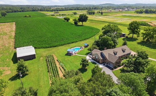 House in Lebanon, Tennessee, United States 1