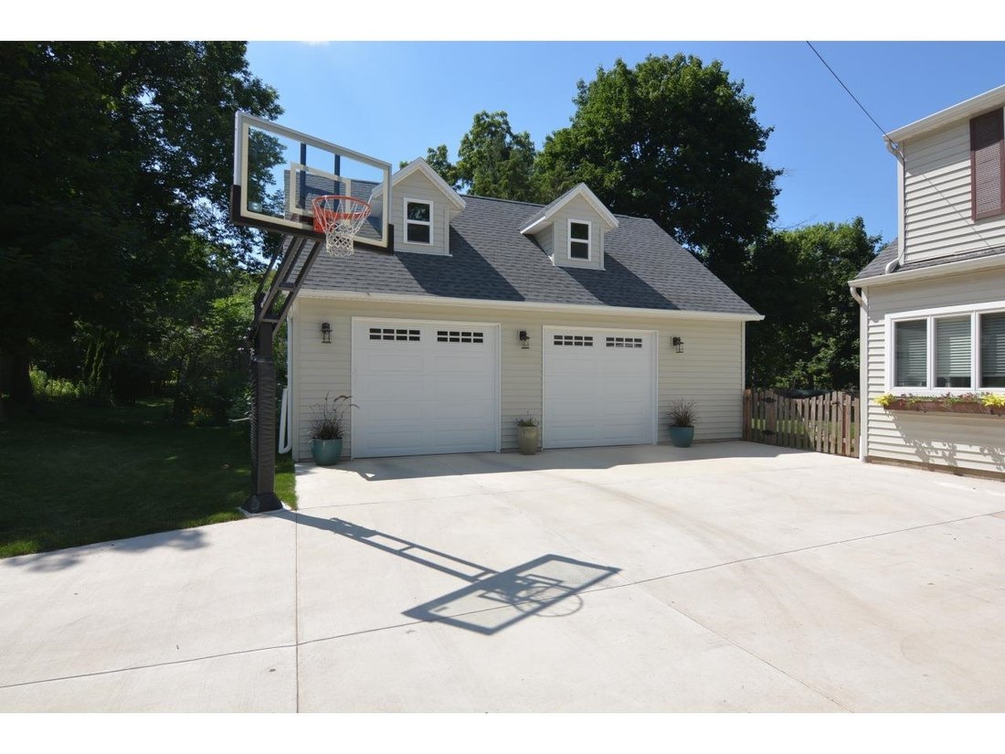 House in Madison, Wisconsin, United States 3 - 18394036