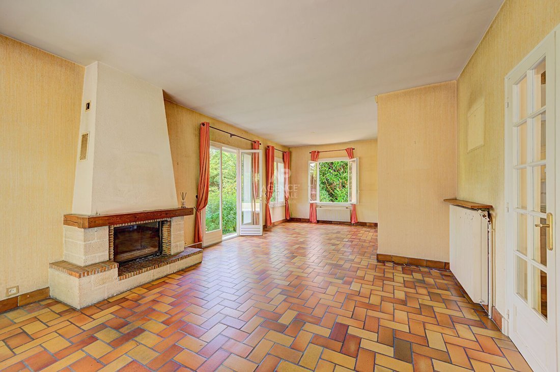 House in Sud, Chambourcy, France 2 - 18391950
