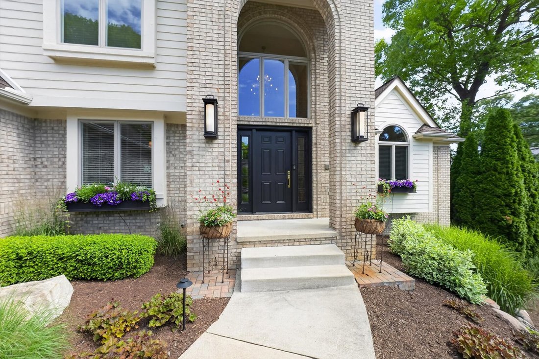 House in Clarkston, Michigan, United States 2 - 18391921