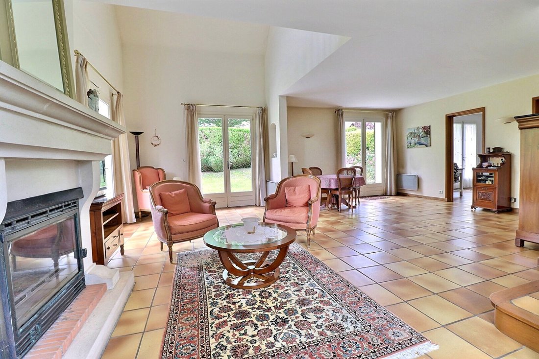 House in Forêt, Saint-Germain-en-Laye, France 4 - 18155782