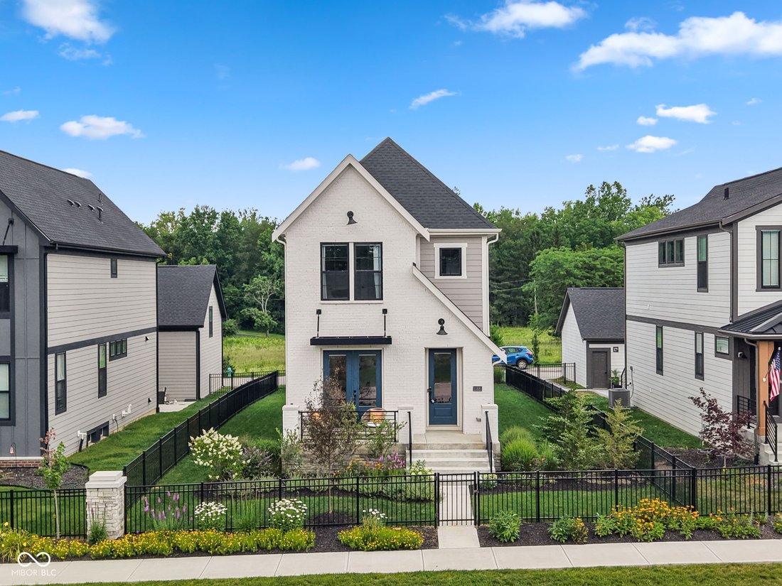 House in Zionsville, Indiana, United States 1 - 18390439