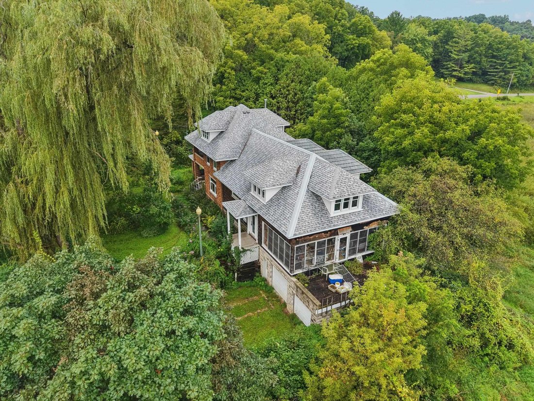 House in Black Earth, Wisconsin, United States 2 - 18394034