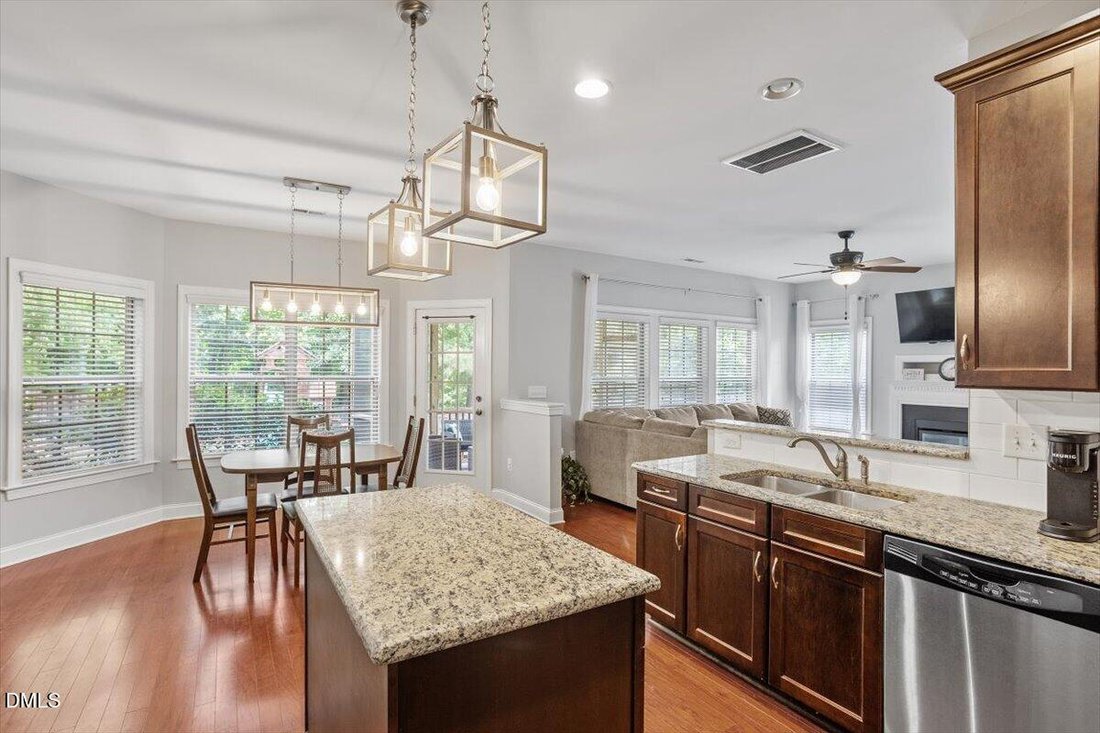 House in Holly Springs, North Carolina, United States 3 - 18390704