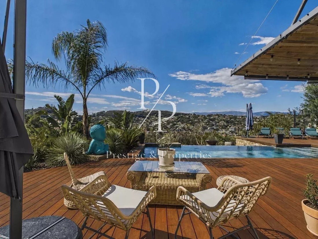 Villa in Cannes, Provence-Alpes-Côte d'Azur, France 1 - 17553254