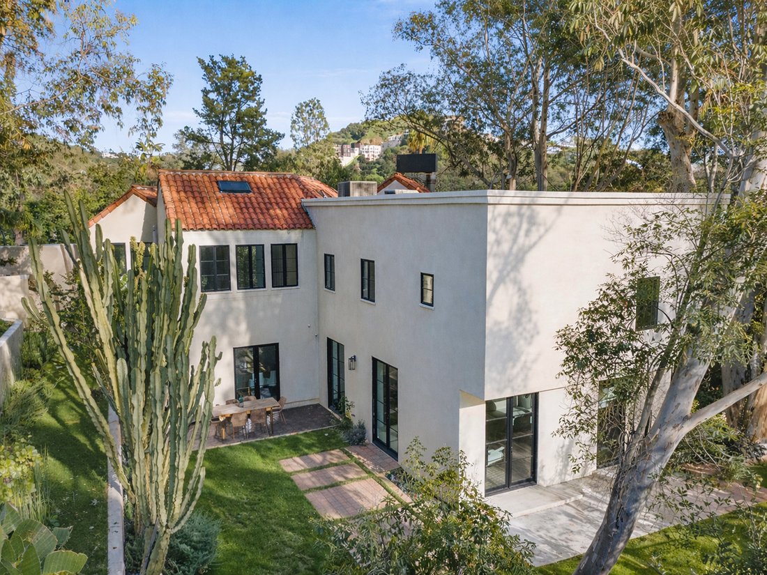 House in Los Angeles, California, United States 1 - 18393701