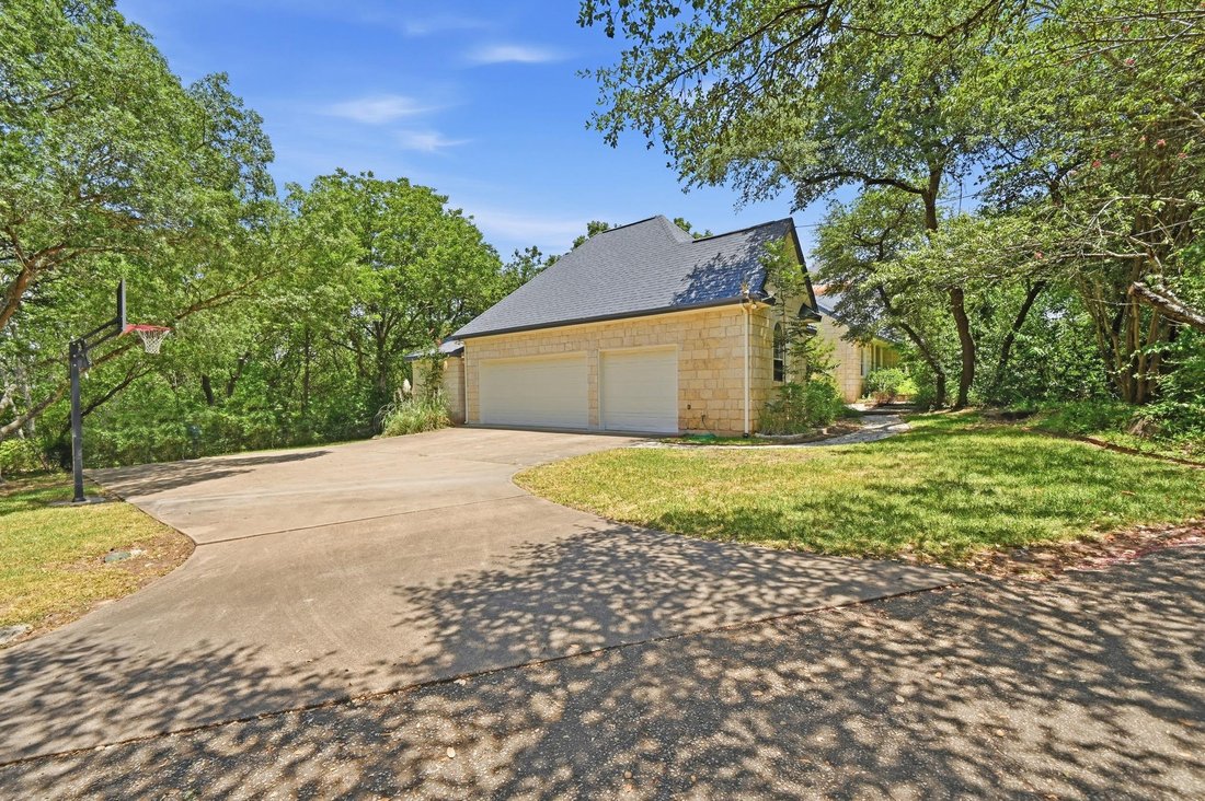 House in Buda, Texas, United States 4 - 18394361