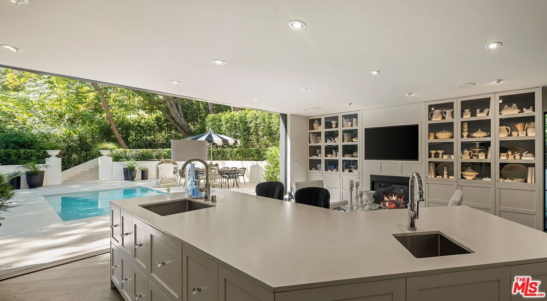 House in Los Angeles, California, United States 5 - 18392445