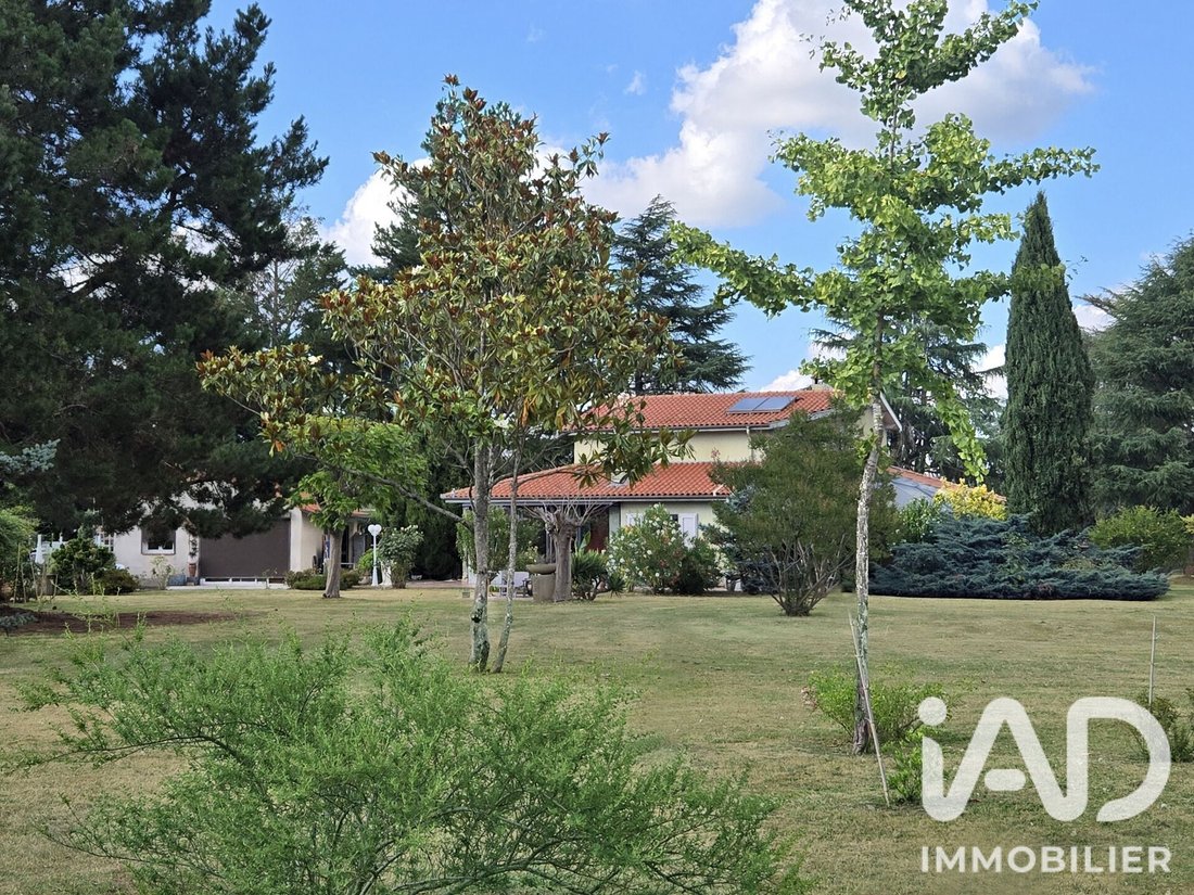 House in Ponlat-Taillebourg, Occitania, France 2 - 17658518
