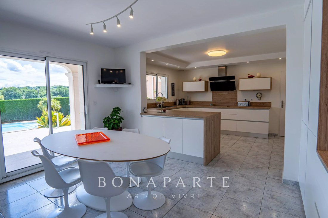 House in Montardon, Nouvelle-Aquitaine, France 5 - 18393320