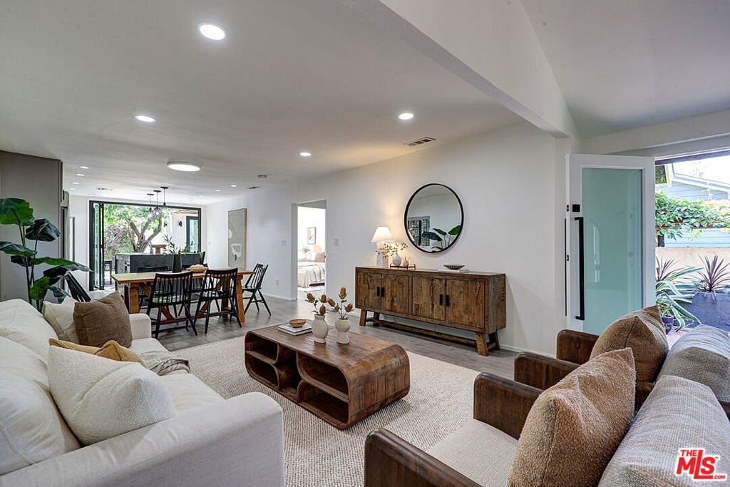 House in Los Angeles, California, United States 4 - 18395339