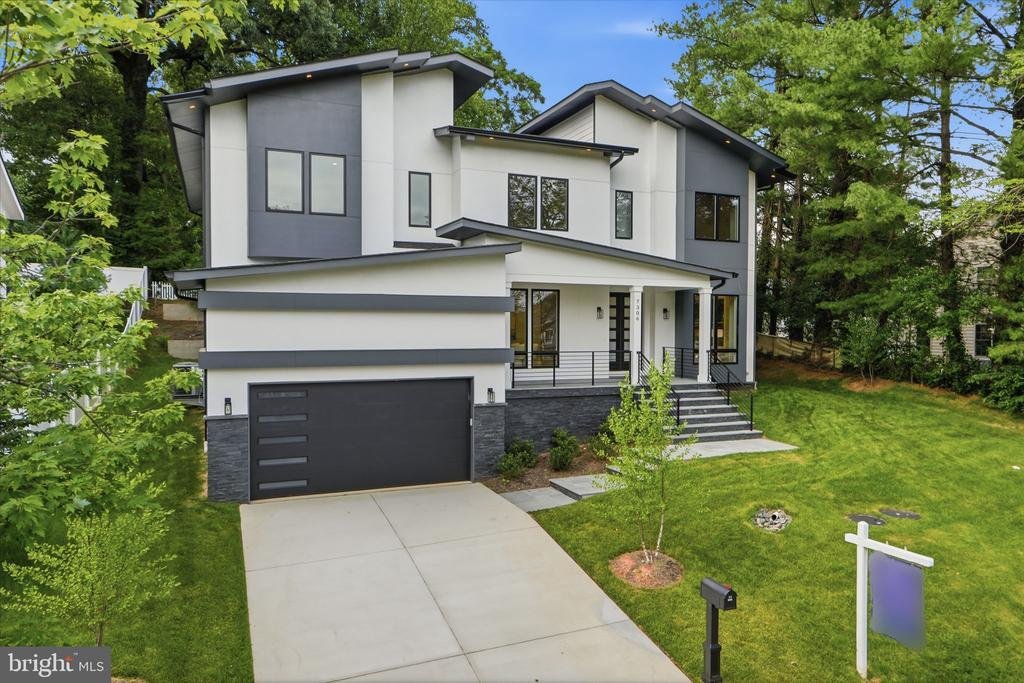 House in Pimmit Hills, Virginia, United States 3 - 18395450
