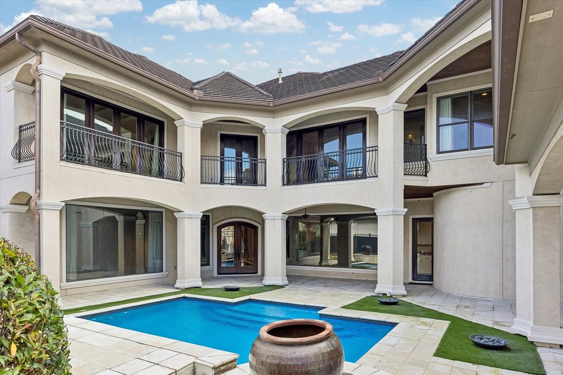 House in Houston, Texas, United States 3 - 18395556