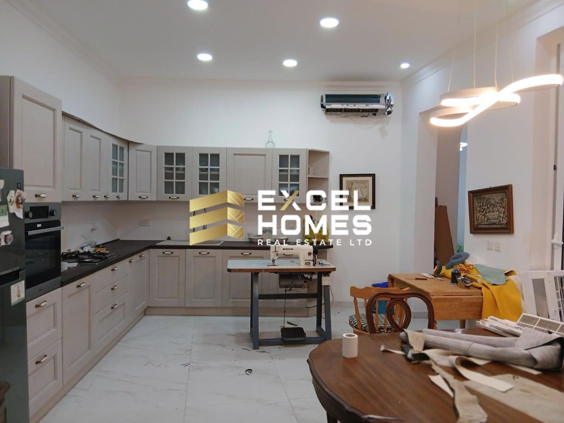 Townhouse in Victoria, Malta 1 - 16911470