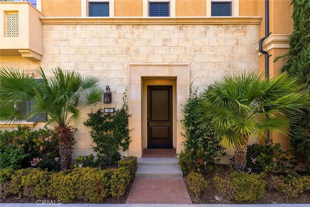 Condo in Irvine, California, United States 5 - 18392255