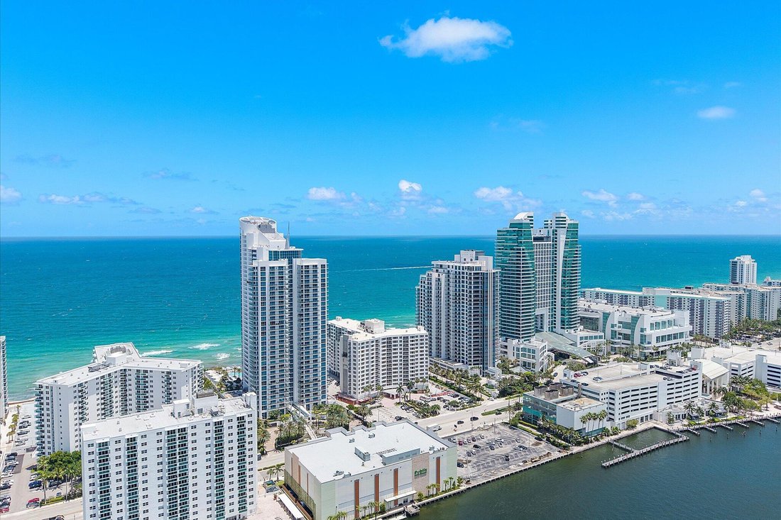 Condo in Hollywood, Florida, United States 4 - 18362444