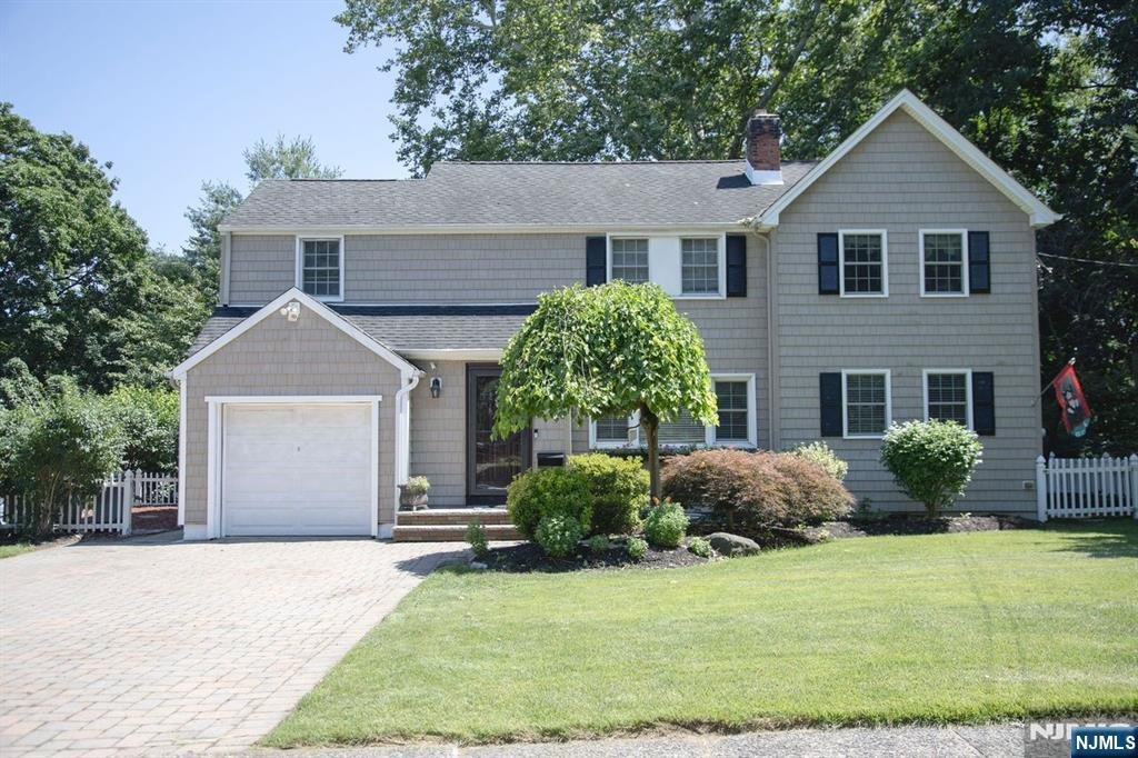 House in Fair Lawn, New Jersey, United States 1 - 18396987