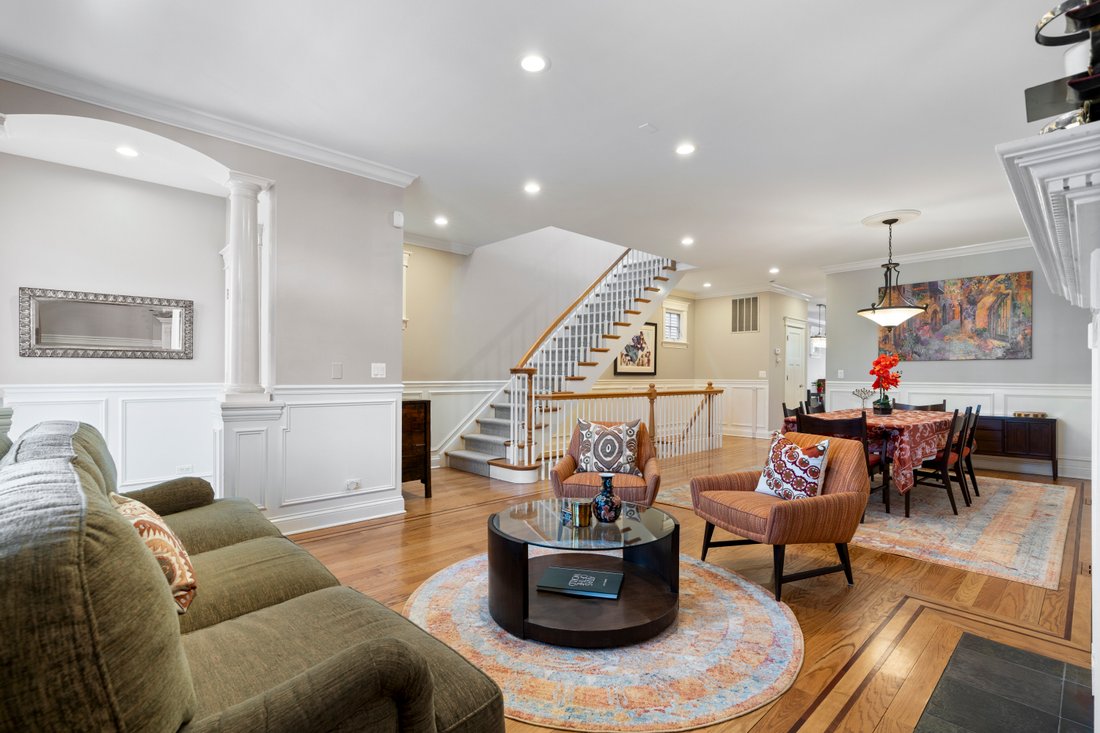 House in Chicago, Illinois, United States 5 - 18392999