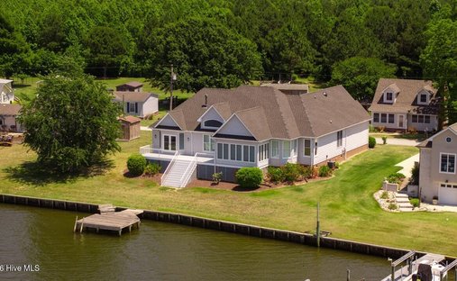 House in Columbia, North Carolina, United States 1