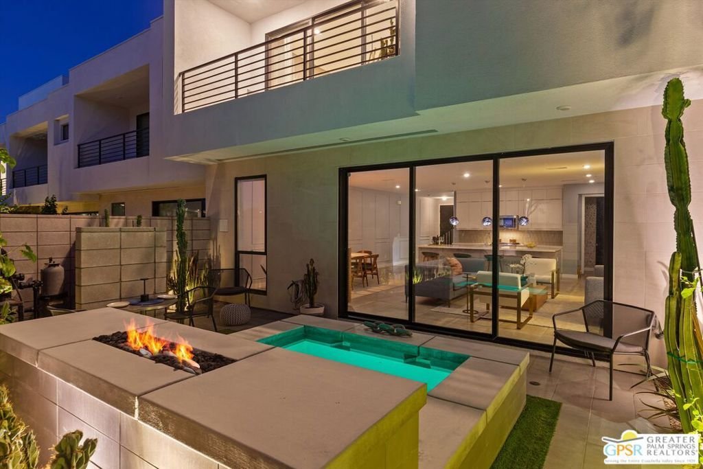 Condo in Palm Springs, California, United States 4 - 18395365