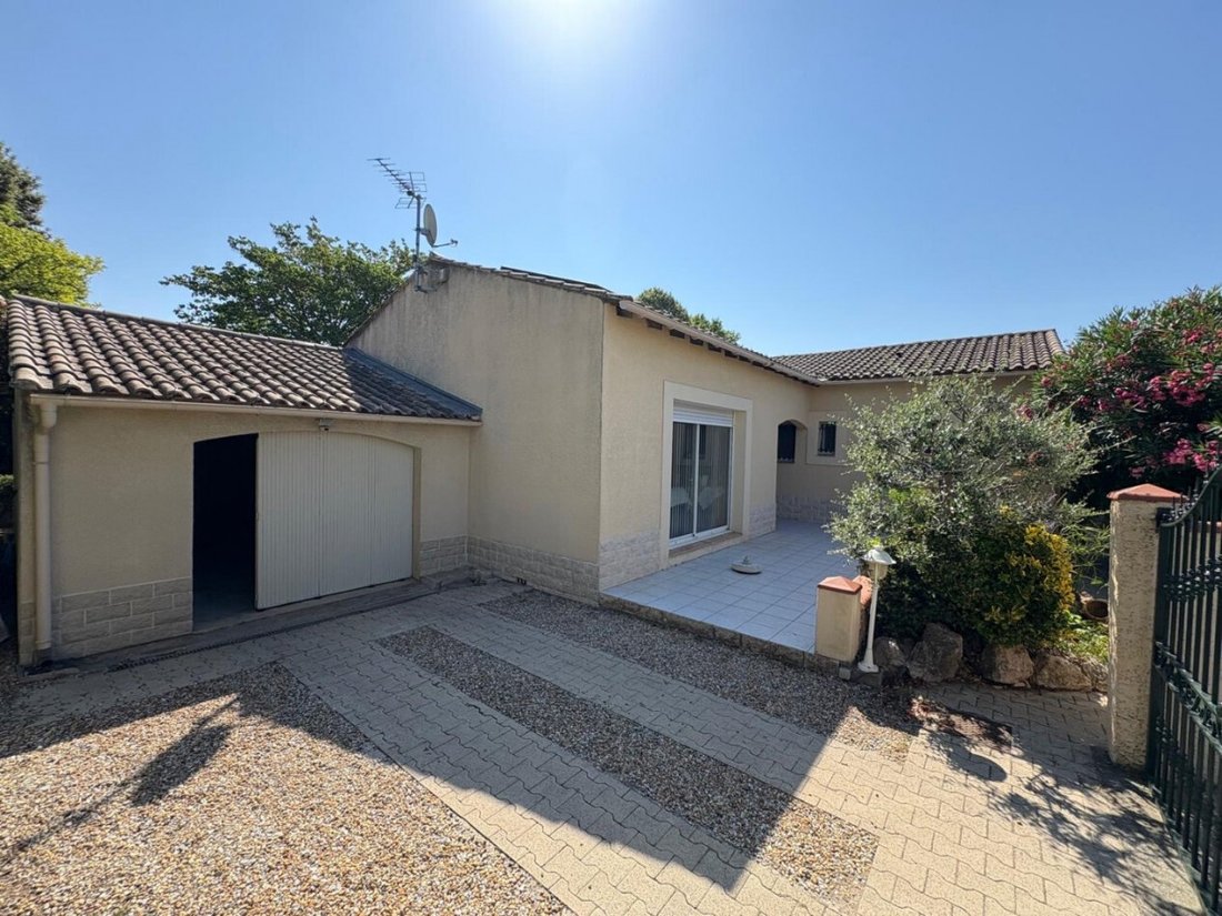 Villa in Zone d'Activité, Vendargues, France 2 - 18392150