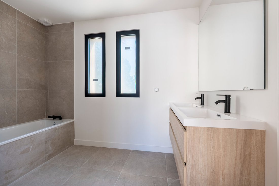 House in Plateau Ouest, Suresnes, France 5 - 16066530