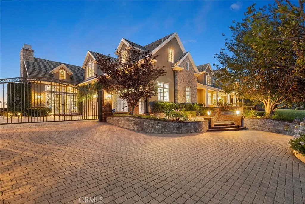 House in Fullerton, California, United States 3 - 18392221