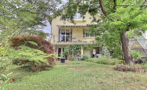 House in Mareil-Marly, Ile-de-France, France 1