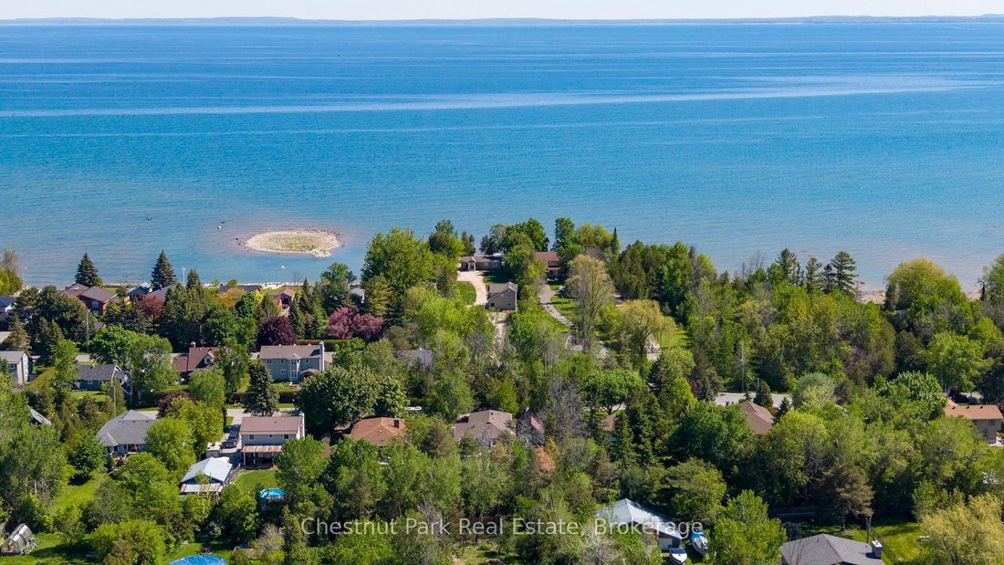 House in Collingwood, Ontario, Canada 3 - 18393038