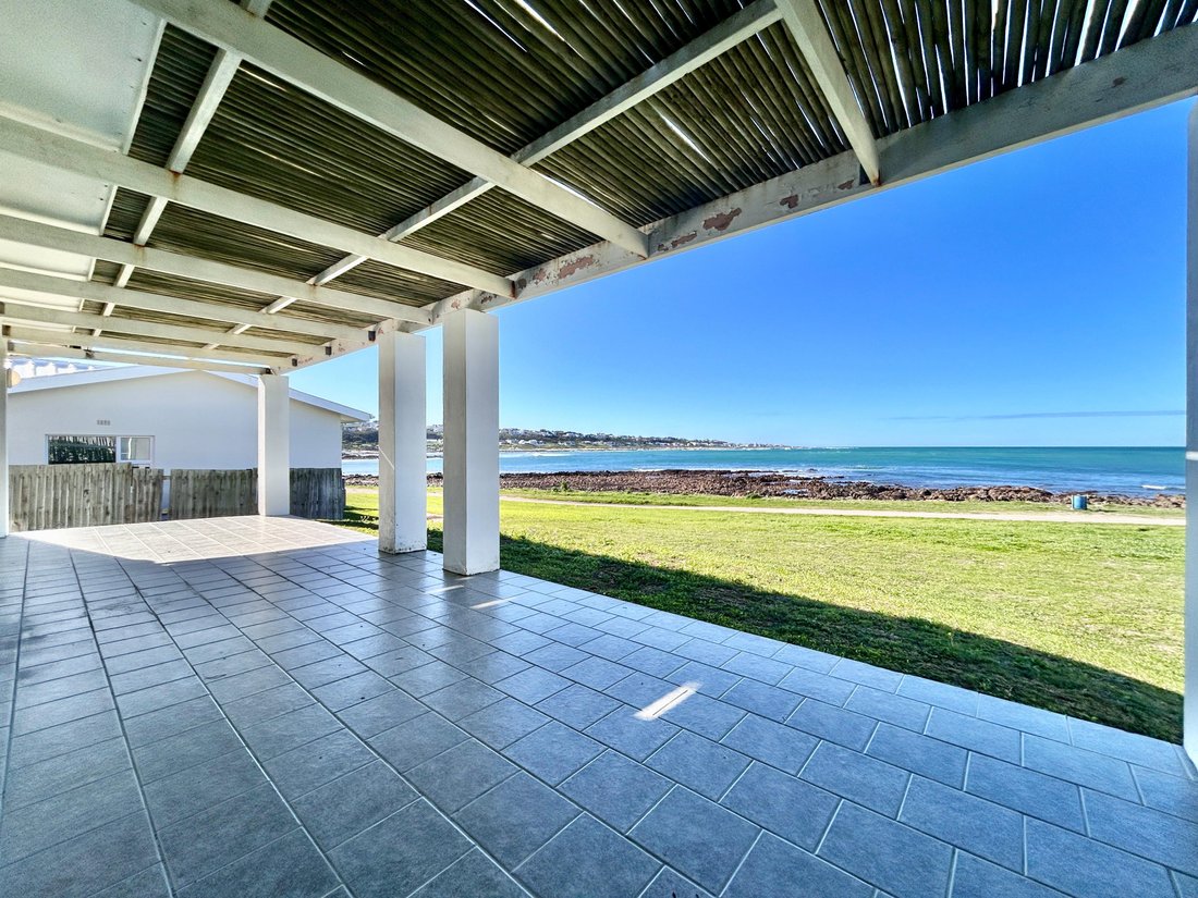 House in L'Agulhas, Western Cape, South Africa 5 - 18393575