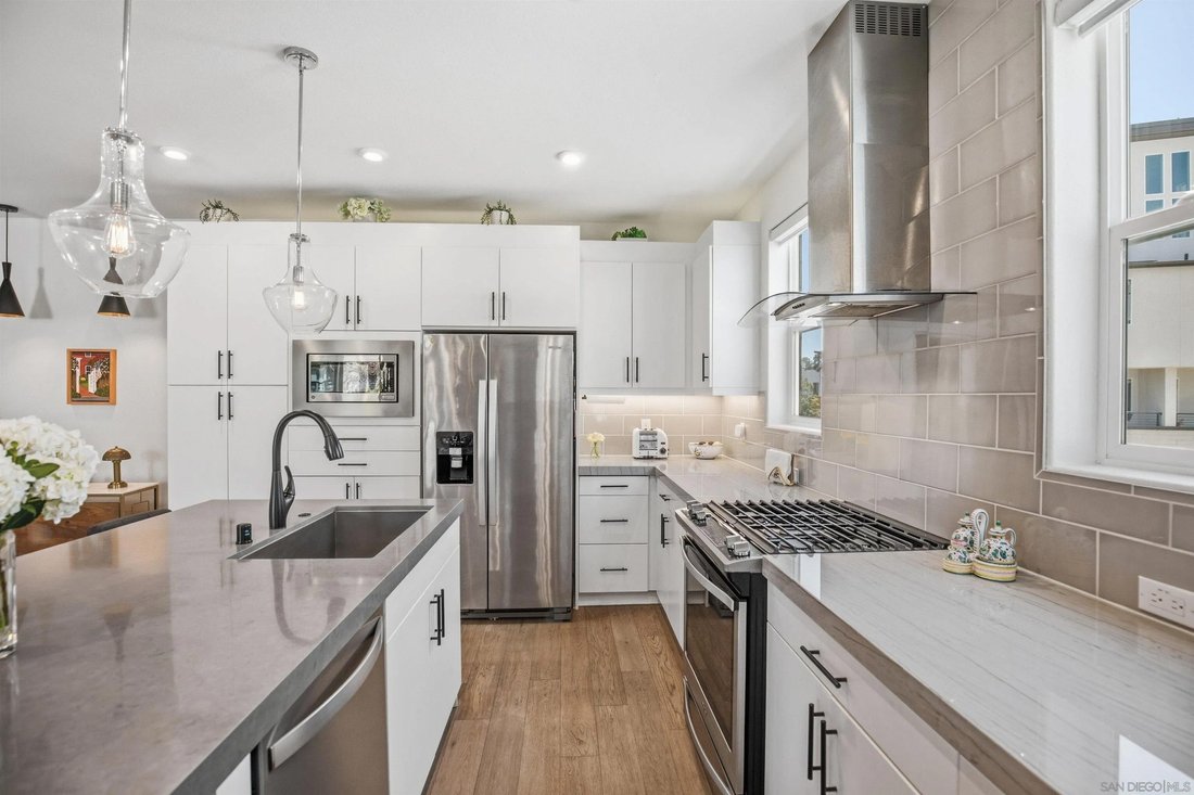 Townhouse in San Diego, California, United States 5 - 18396224