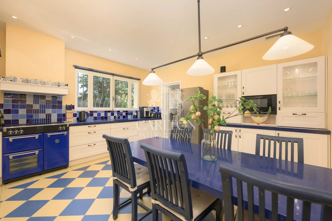 Villa in Cabris, Provence-Alpes-Côte d'Azur, France 3 - 18393352