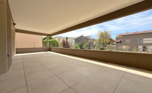 Apartment in La Tour-de-Salvagny, Auvergne-Rhône-Alpes, France 1