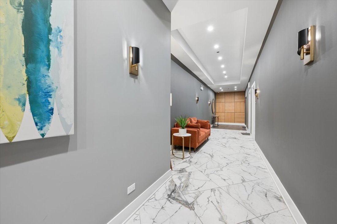 Condo in Chicago, Illinois, United States 4 - 18392941