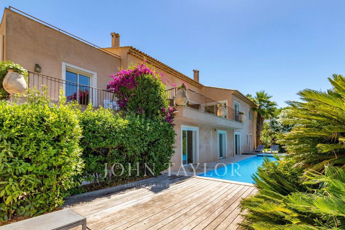 Villa à La Constance-Le Puy, Antibes, France 1 - 18393216
