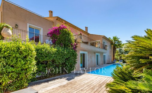 Villa a La Constance-Le Puy, Antibes, Francia 1