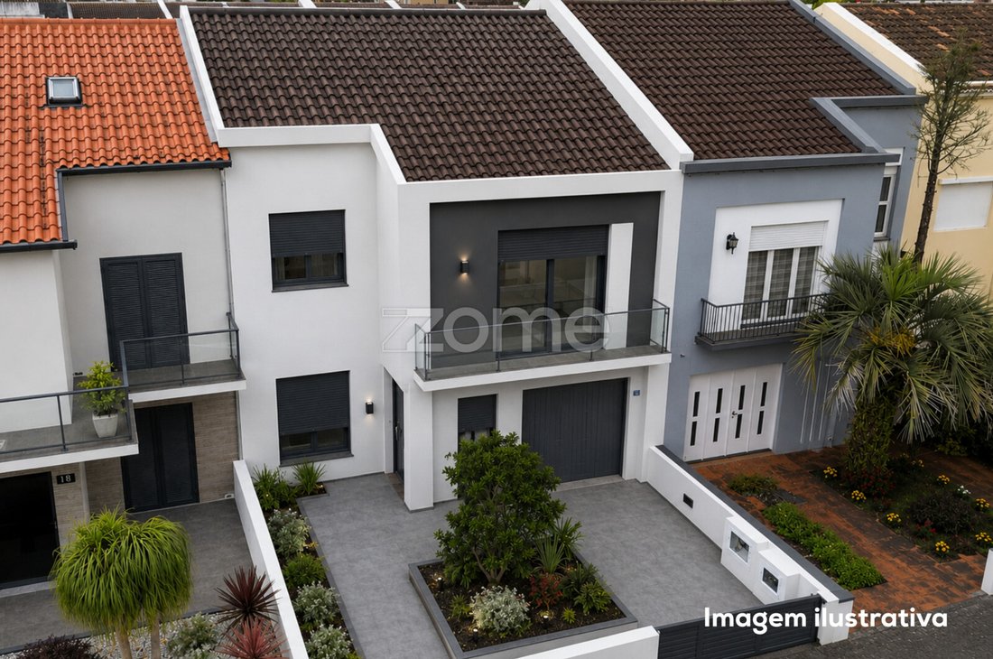House in Ponta Delgada (Sao Pedro), Azores, Portugal 3 - 18396947