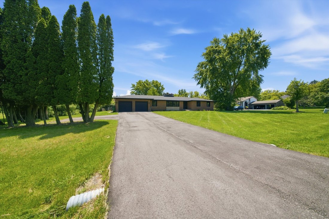 House in Barrington Hills, Illinois, United States 3 - 18394663