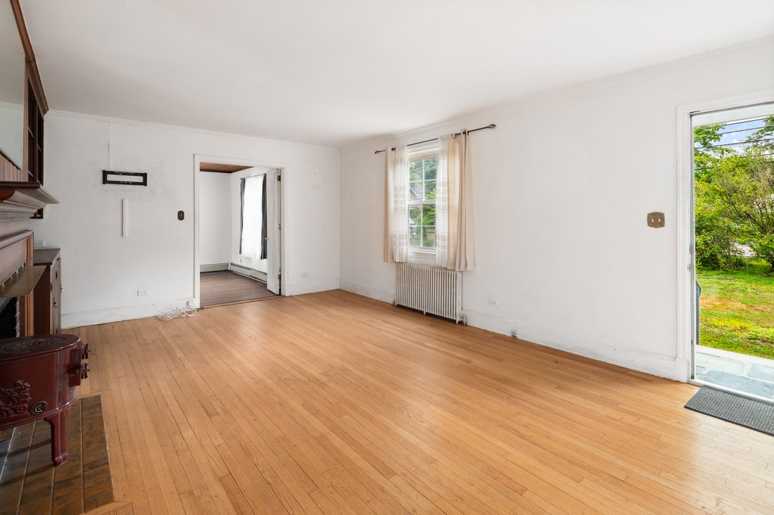 House in Stamford, Connecticut, United States 5 - 18390193